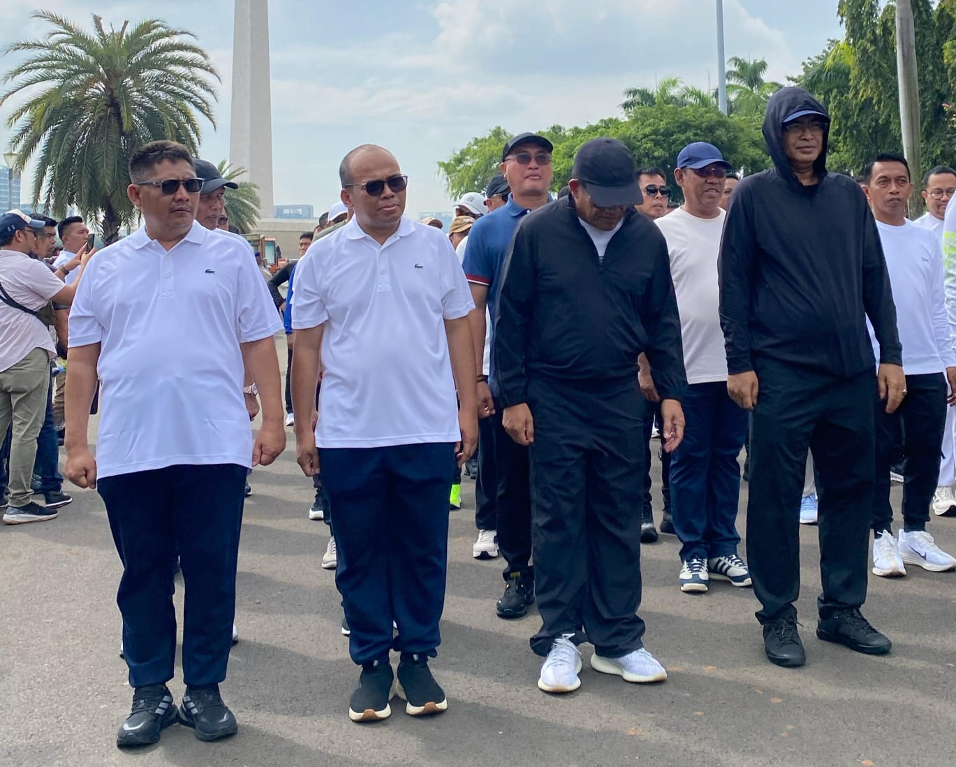 GLADI: Pasangan Rizal-Rosyadi (dari kiri) saat mengikuti gladi kotor pelantikan di Monas.
