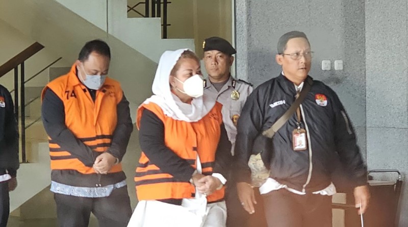 DITANGKAP: Wali Kota Semarang Hevearita Gunaryanti alias Mbak Ita dan suaminya yang merupakan Ketua Komisi D DPRD Jawa Tengah Alwin Basri.