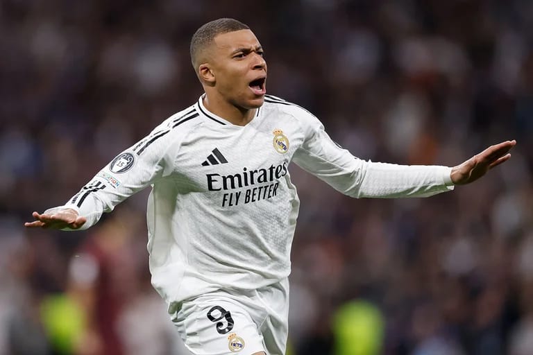 RAHASIA: Mbappe tampil brilian saat mengalahkan Manchester City. Padahal Ancelotti sudah pernah ungkap kondisi pemain sebelum bertanding.