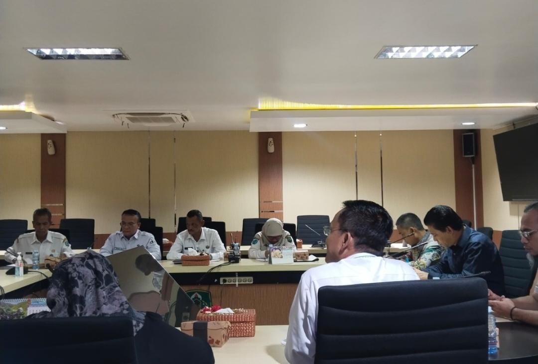 RDP: Komisi II DPRD HSU dengan disdik dan BPKAD Kabupaten HSU, terkait rencana pelaksanaan MBG di HSU.