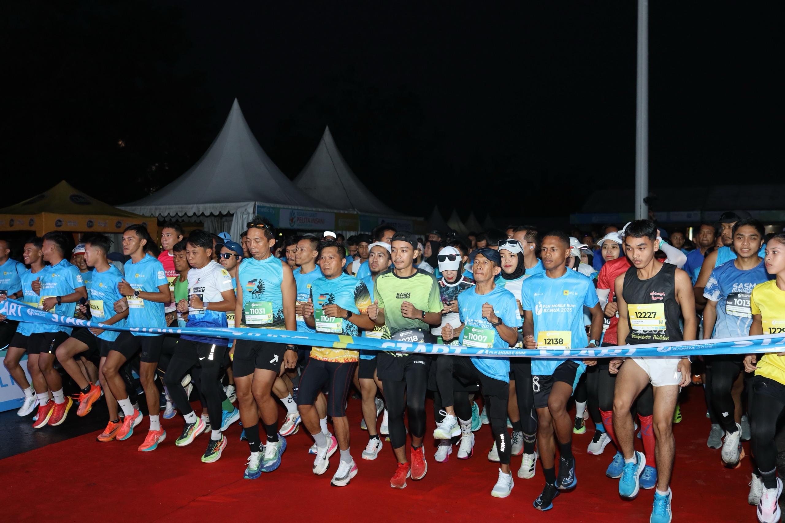 ANTUSIAS: Ajang lari PLN Mobile Run Banua 2025 yang digelar oleh PLN UID Kalselteng bersama PLN Grup di Lapangan Murjani Banjarbaru diikuti sekitar 1.800 peserta.