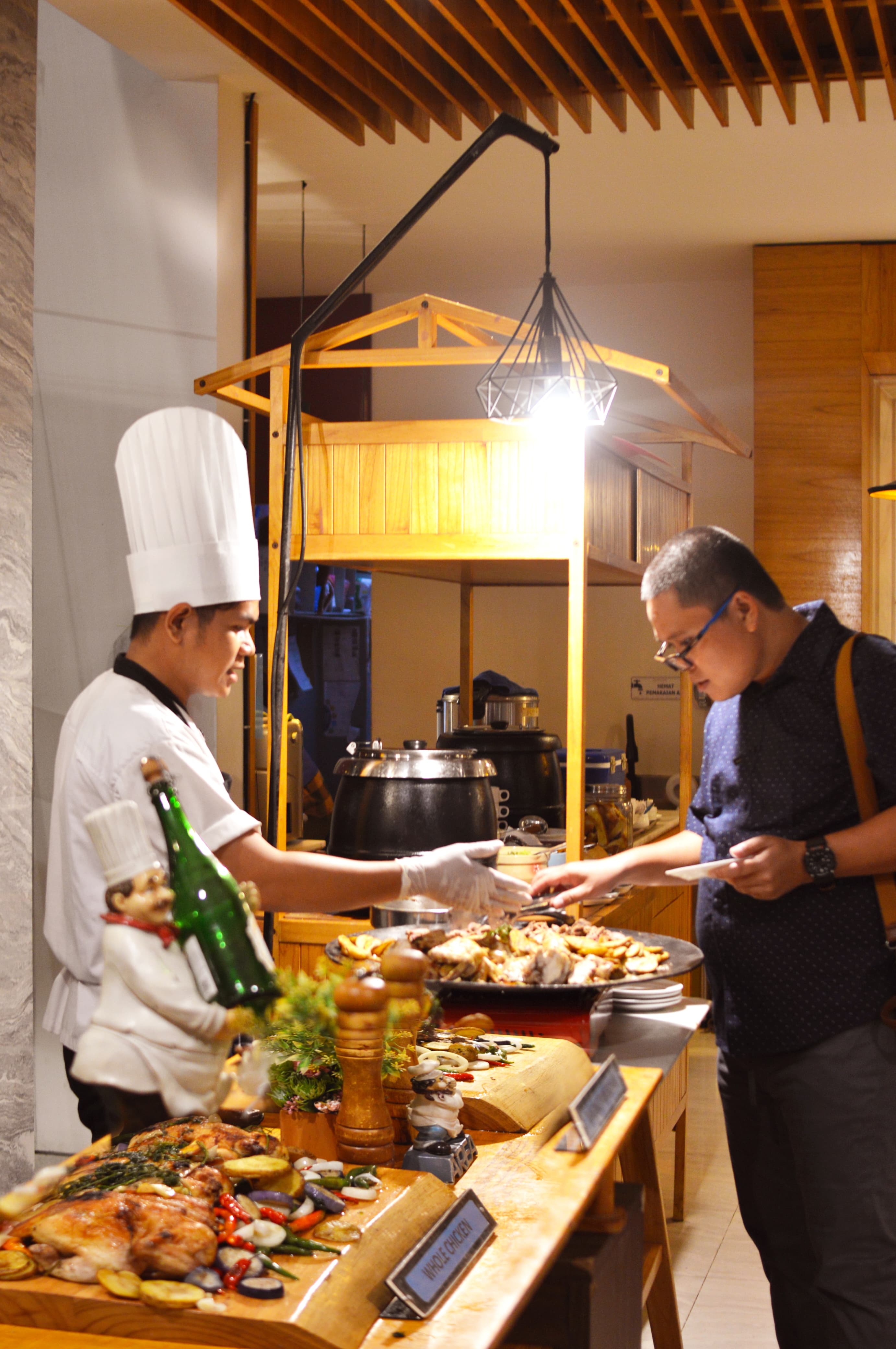 ANEKA MENU: Menyambut Ramadan, Favehotel Banjarbaru akan menggelar Pasar Senggol Ramadan.(foto: Favehotel Banjarbaru untuk Radar Banjarmasin)