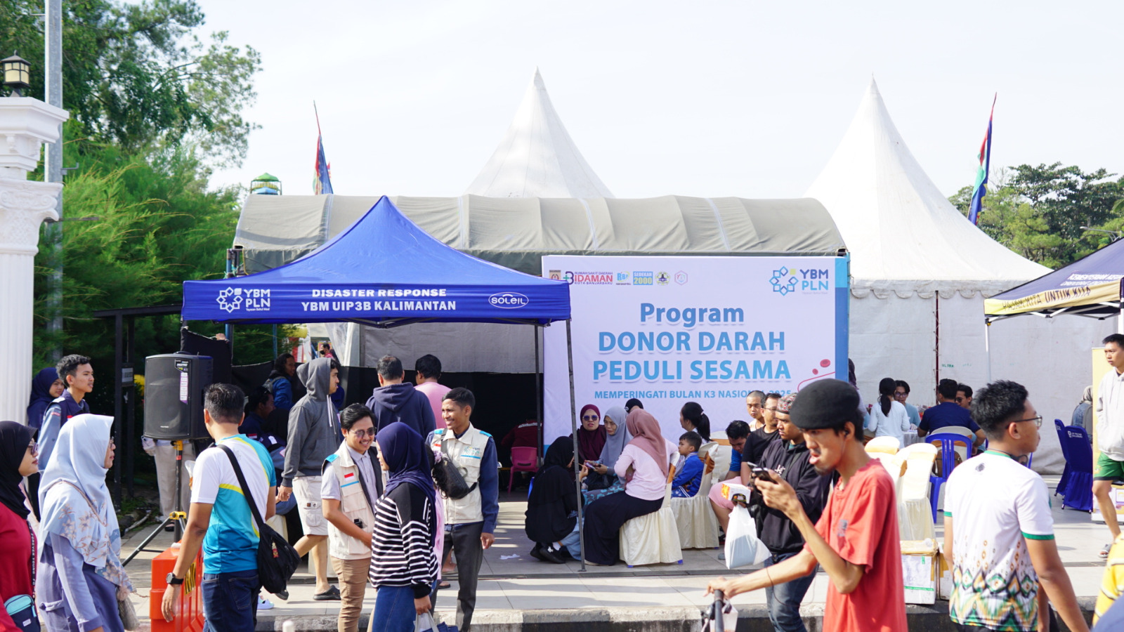 LOKASI STRATEGIS: RBP-YBM PT PLN membuka tenda di kawasan Lap Murjani saat Car Free Day.