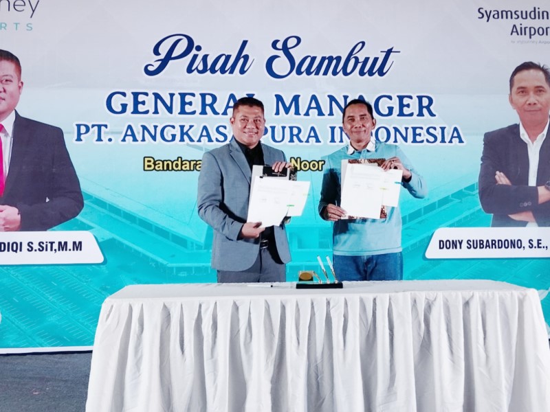 PINDAH TUGAS: Momen pisah sambut General Manager PT Angkasa Pura Indonesia, Bandara Syamsudin Noor Banjarbaru pada Selasa (4/3) malam.