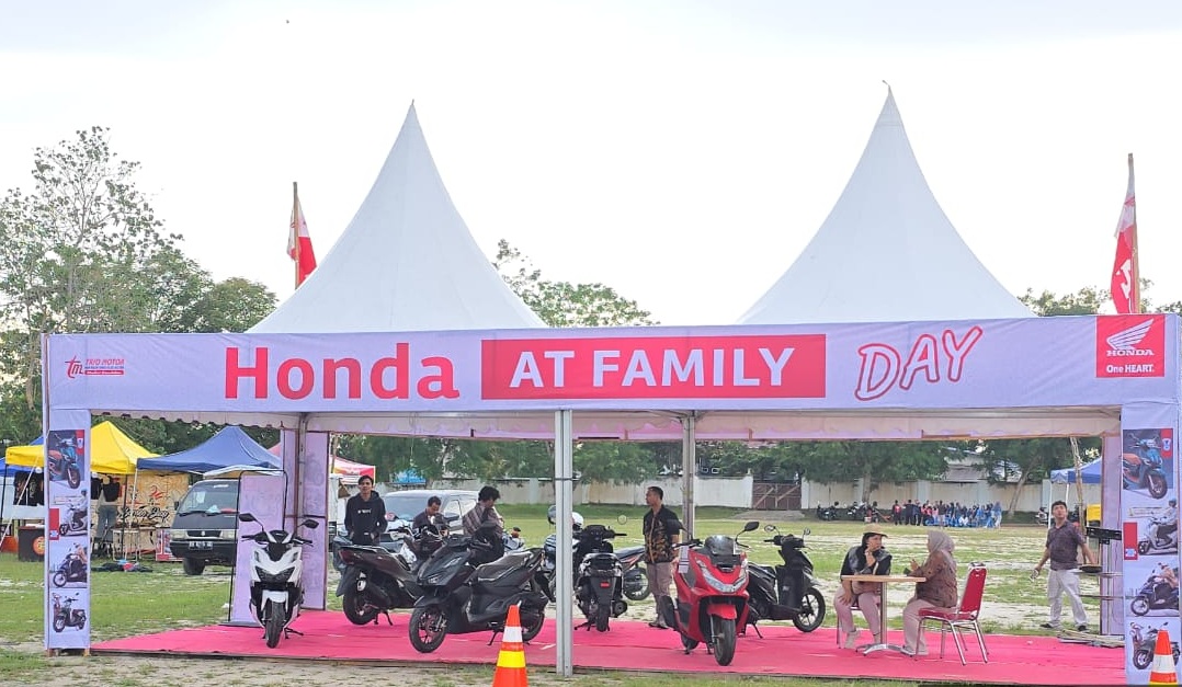 PAMERAN:Booth Honda AT Family Day di Pangkalan Bun.(Foto:Trio Motor untuk Radar Banjarmasin)