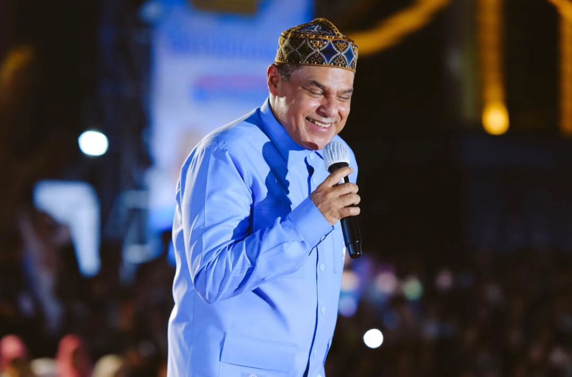 ADEM: Potret salah satu konser Hadad Alwi yang diposting melalui instagramnya. Foto: IG (abihaddadalwi).