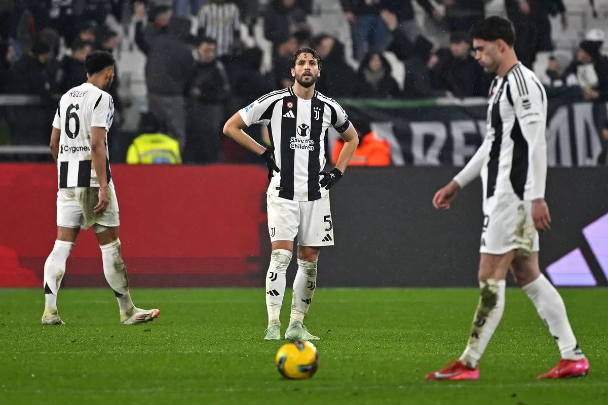 KEBOBOLAN: Juventus kebobolan 4 gol untuk pertama kali di kandang sendiri.