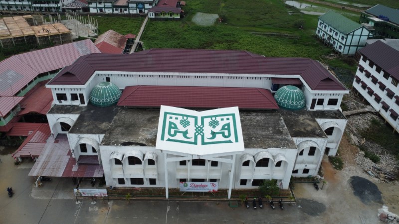 SUDAH DUA DEKADE: Kampus STIQ Amuntai di Desa Pakapuran, Kecamatan Amuntai Utara, Kabupaten HSU.