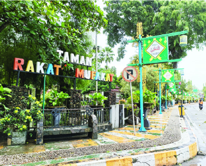TEMPAT BERMAIN: Taman Rakat Mufakat di samping rumah dinas Bupati HSS.