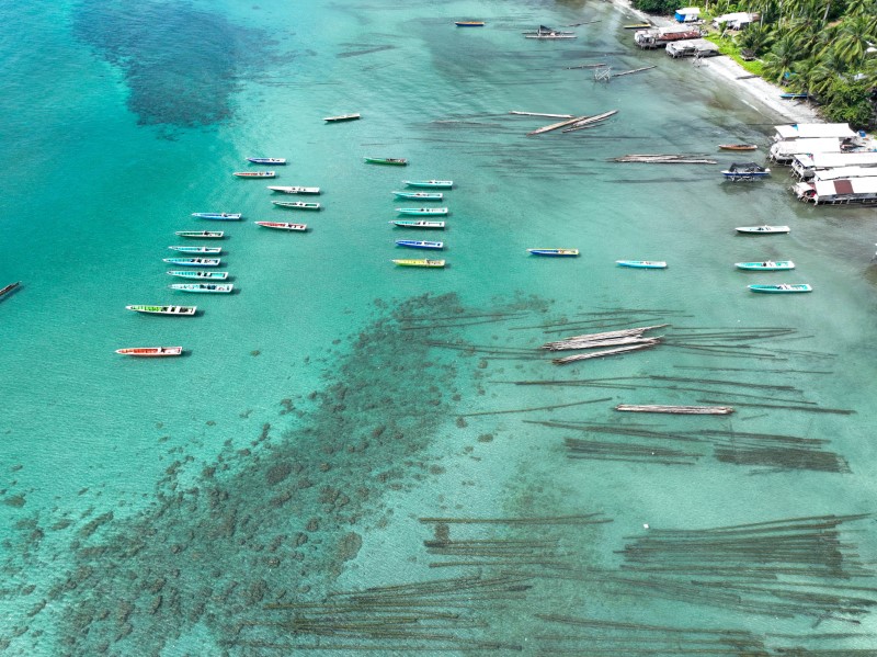 DESTINASI WISATA: Panorama Kampung Nelayan di Desa Sarang Tiung Kotabaru, memiliki keindahan yang bias menjadi pilihan tempat liburan.