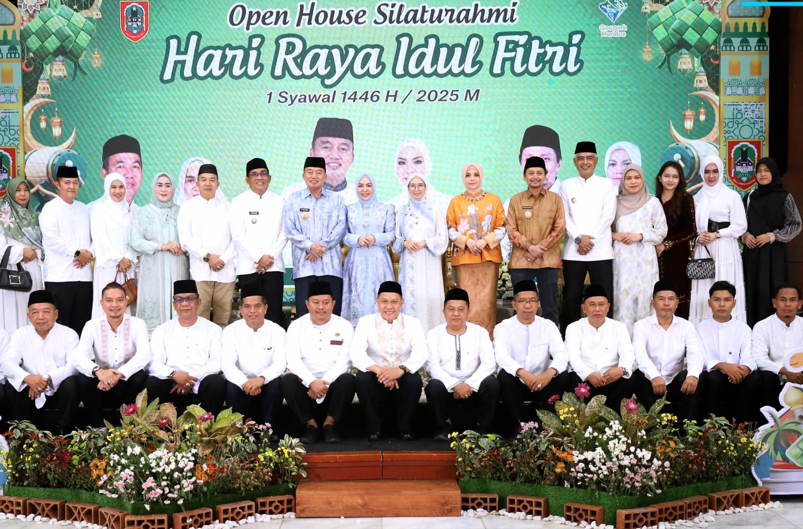 HADIR: Bupati HSU H Sahrujani dan Wabup Hero Setiawan, serta jajaran pejabat di lingkungan Pemkab HSU, hadiri open house di Mahligai Pancasila Kota Banjarmasin, bersama Gubernur Kalsel H Muhidin dan W
