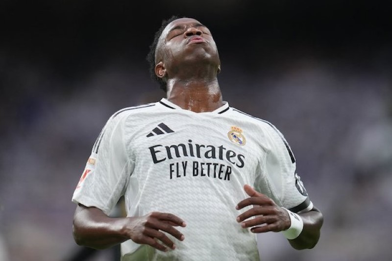 GAGAL: Ekspresi Vinicius Junior pada laga Real Madrid vs Valencia pada pekan ke-30 La Liga 2024/2025, Sabtu (5/4) malam WIB.