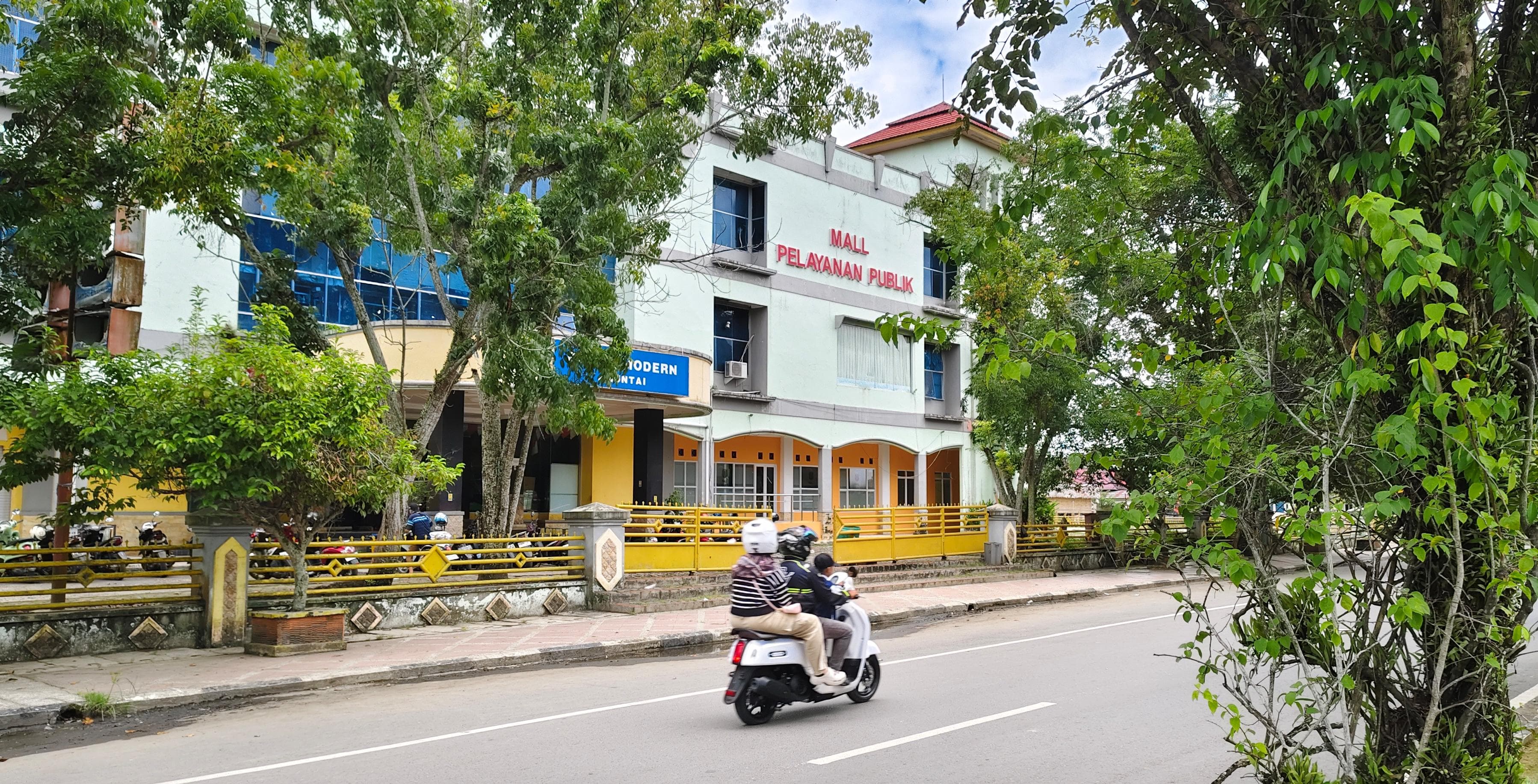 POTENSI: Gedung Pasar Modern Amuntai, merupakan aset daerah milik Pemkab HSU di Jalan Basuki Rahmat Kota Amuntai.