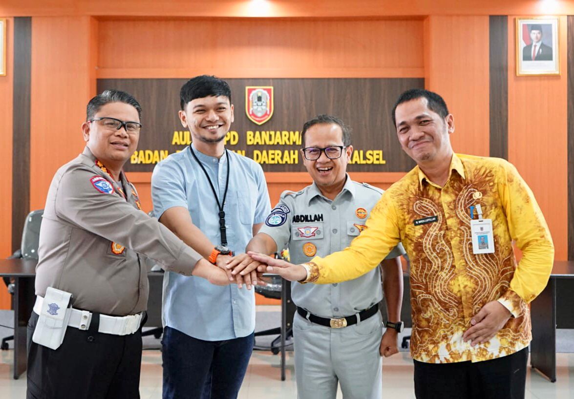KOLABORASI:Jasa Raharja dan mitra komitmen mewujudkan tata kelola pelayanan yang akuntabel, transparan, dan berorientasi pada peningkatan kepatuhan wajib pajak di Kalsel.