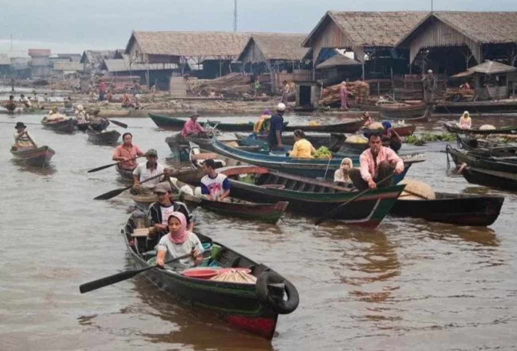 TERAPUNG: Pasar Terapung Muara Kuin bakal dihidupkan kembali.(Foto : Dok Radar Banjarmasin)