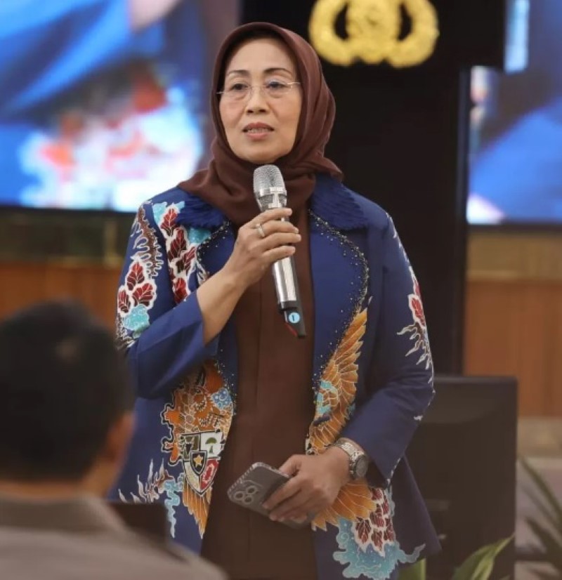 ANGKAT SUARA: Ketua Dewan Pers Ninik Rahayu.