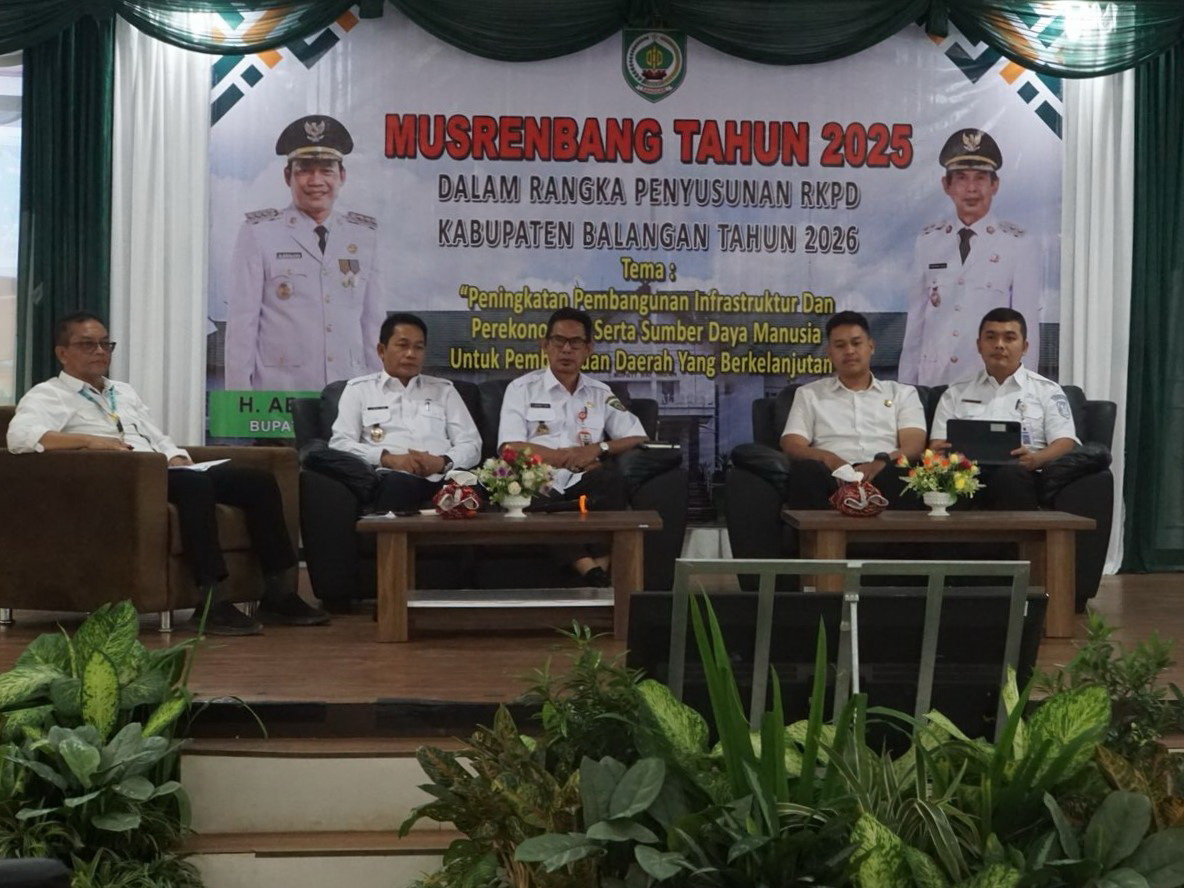 MUSYAWARAH: Musrenbang 2025 untuk perencanaan pembangunan 2026 2026 di Mahligai Mayang Maurai, Paringin, Rabu (26/3).  &nbsp;