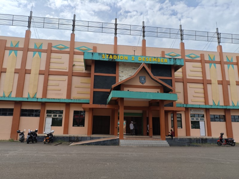 TAMPAK DEPAN: Suasana Stadion 2 Desember di Desa Baluti, Kecamatan Kandangan.