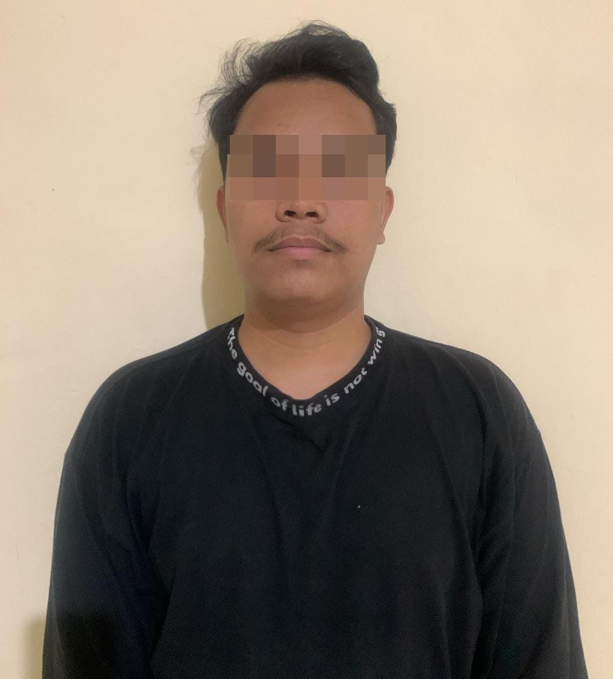 KASUS: AG warga Desa Panangkalaan Kecamatan Amuntai Utara, diamankan unit Reskrim Polsek Amuntai Utara, pada kasus penganiayaan berat. (Foto: Polres HSU).