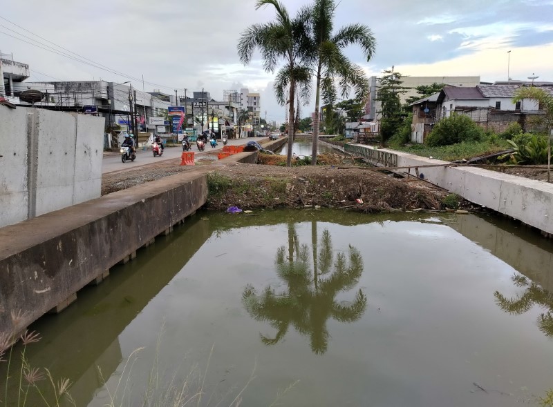 AREA PROYEK: Setelah revitalisasi Sungai Veteran, jembatan-jembatan melintangi sungai ini akan dihilangkan.