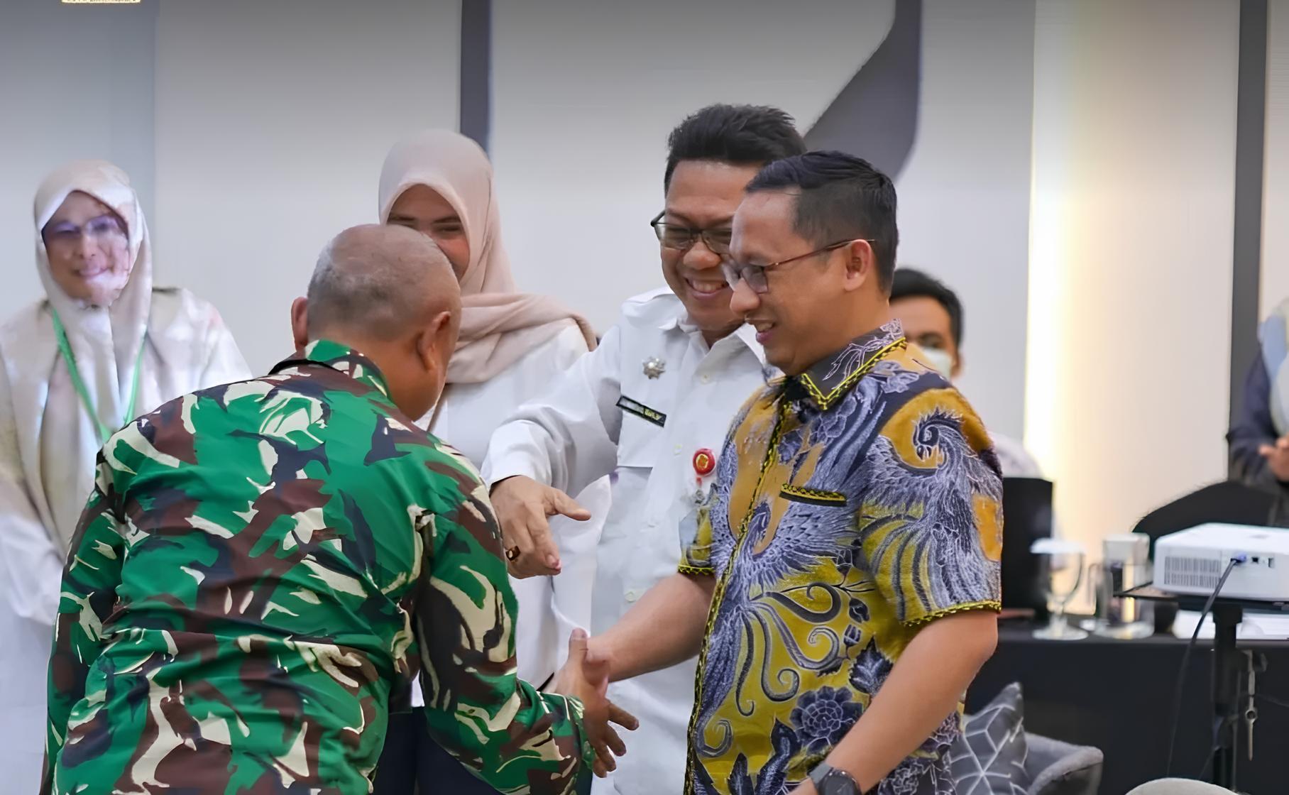 DUKUNG PENUH: Wakil Ketua DPRD Banjarbaru, Windi Novianto menghadiri acara launching program Genting (Gerakan Orang Tua Asuh Cegah Stunting), Selasa (7/5).