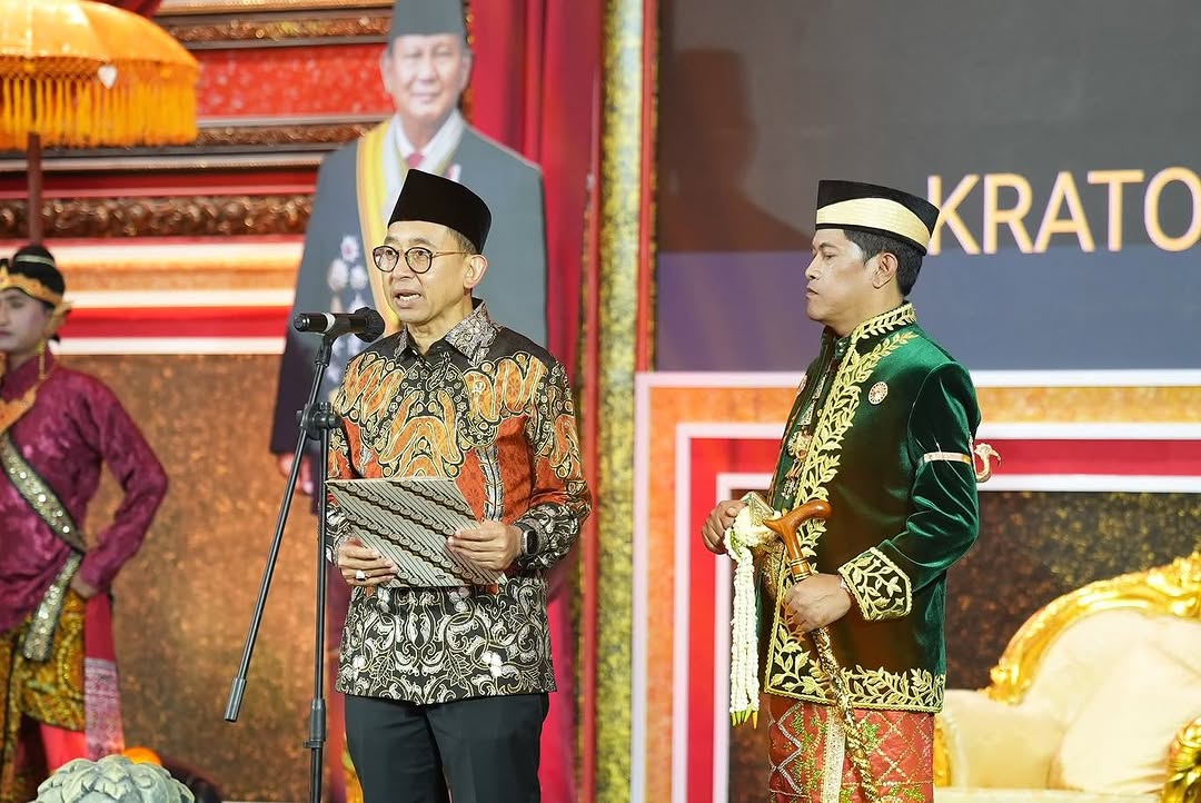 Penobatan Cevi Yusuf Isnendar sebagai Raja Kebudayaan Banjar Kalimantan oleh Menteri Kebudayaan RI Fadli Zon menuai penolakan keras dari pihak Kesultanan Banjar Kalimantan Selatan.