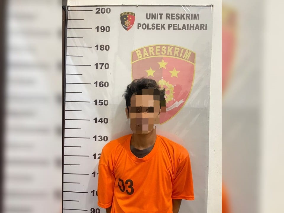 BUDAK SABU: SS, Pria di Pelaihari ditangkap personel Polsek Pelaihari karena menyimpan dua paket sabu.