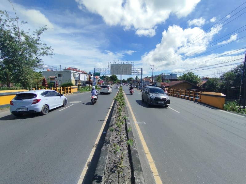 AKAN DITUTUP: Akses lalu lintas di Jembatan Sungai Ulin, Jalan A Yani Km 31, Kelurahan Guntung Payung, Kecamatan Landasan Ulin, Kota Banjarbaru ini bakal ditutup total.
