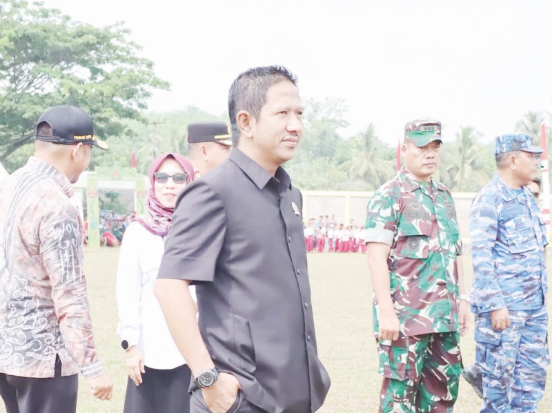 DUKUNGAN: Ketua DPRD Tapin Achmad Riduan Syah mendukung Tapin menjadi tuan rumah Forda Kalsel tahun 2027. (Foto Dok Radar Banjarmasin)