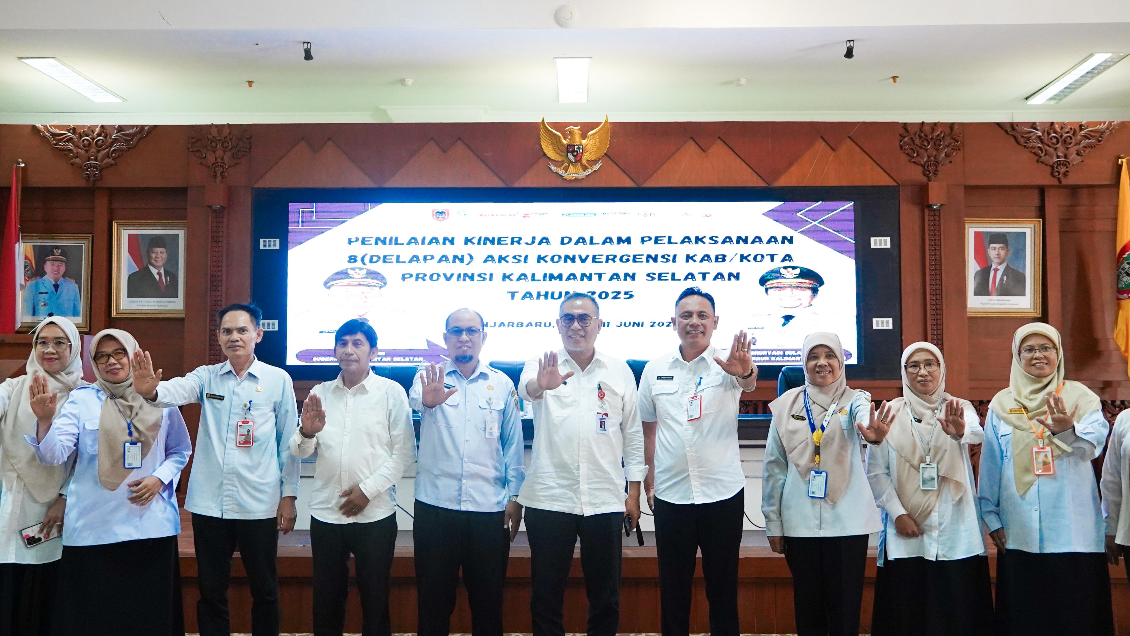 PERCEPATAN:Penilaian Kinerja Pelaksanaan 8 Aksi Konvergensi Percepatan Pencegahan Penurunan Stunting Kabupaten/Kota se-Kalsel, Rabu (11/6/2025) di Banjarbaru.(Foto:Pemko Banjarmasin)