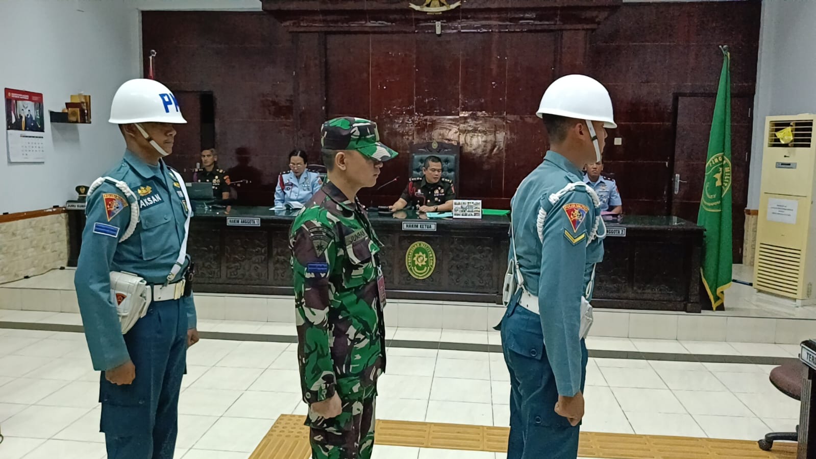 SIDANG: Suasana sidang putusan kasus pembunuhan wartawati di Banjarbaru, Juwita.(Sheilla Farazela/Radar Banjarmasin)