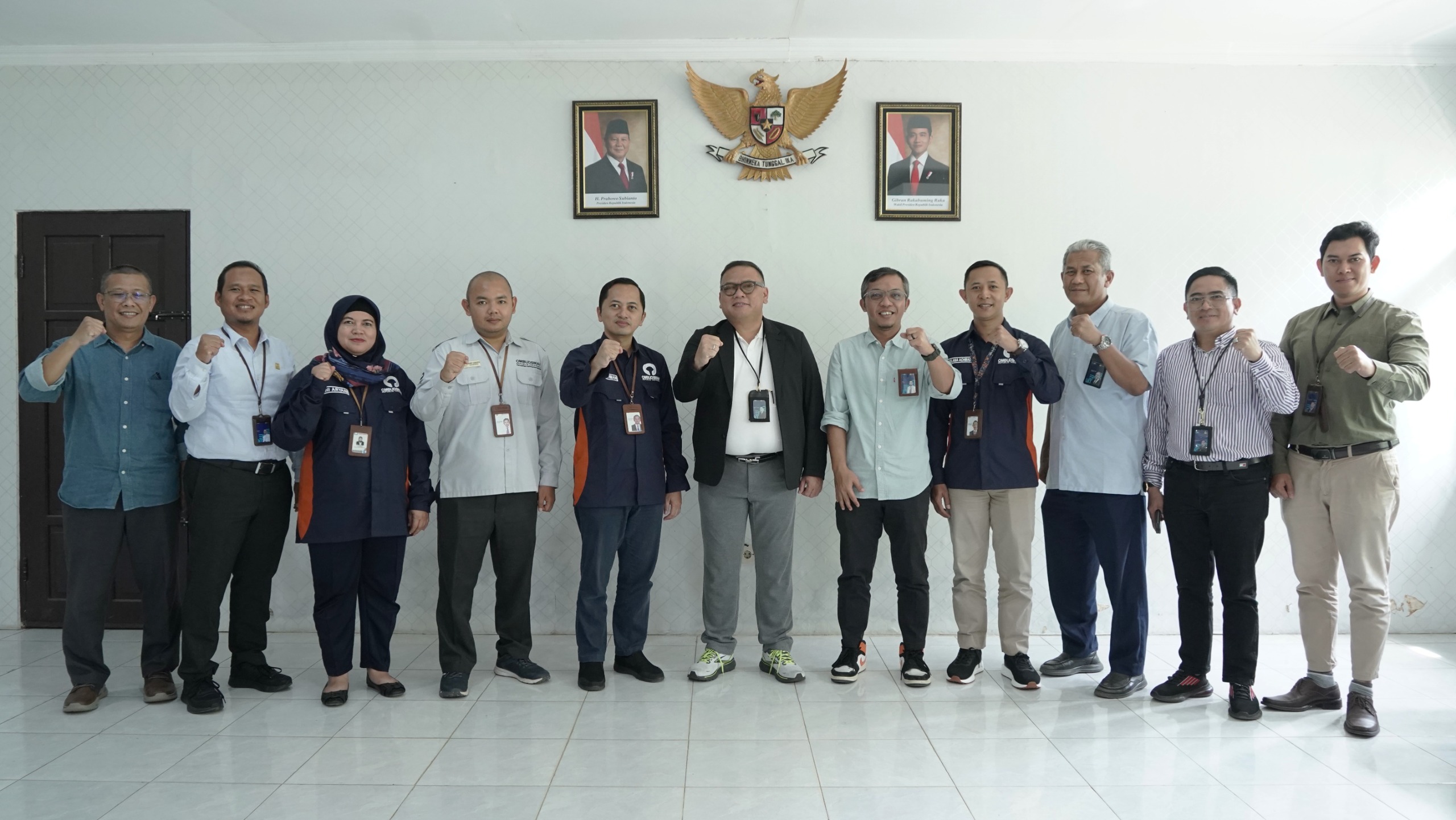 SOLID:Foto bersama setelah GM PLN UID Kalselteng Audiensi ke Ombudsman Kalsel.