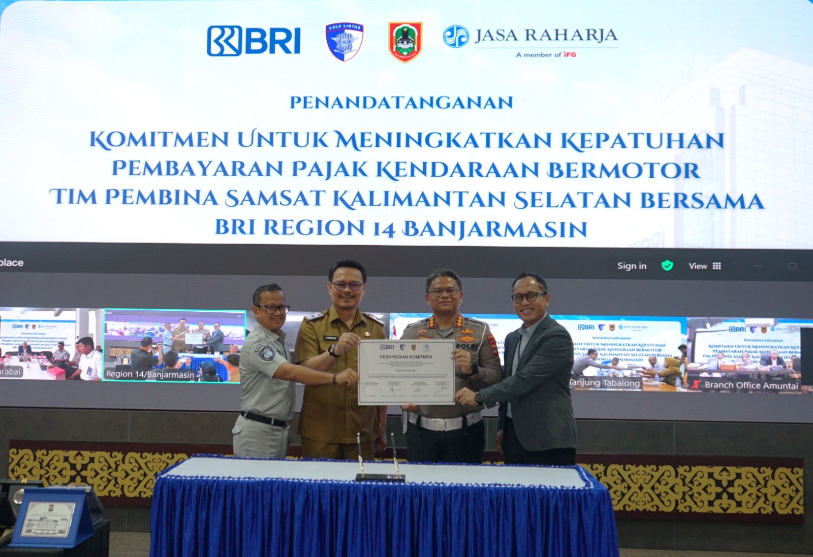 KOLABORASI:Tim Pembina Samsat Kalsel bersama BRI Region 14 Banjarmasin menandatangani kerja sama untuk meningkatkan pajak Ranmor, Senin (23/6/2025).(Foto:Kanwil PT Jasa Raharja Kalsel)