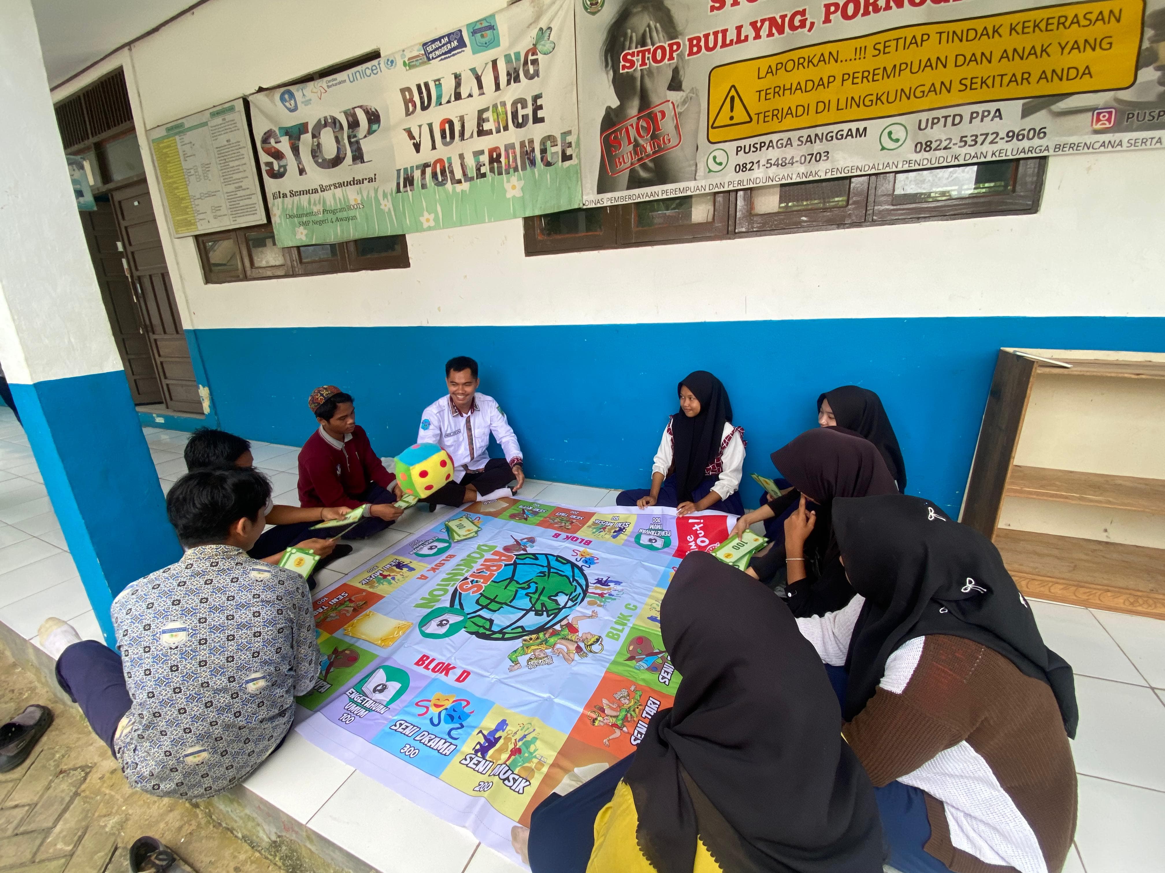 MENYENANGKAN: Pembelajaran seni budaya di SMPN 4 Awayan kini lebih menyenangkan dengan adanya inovasi Artopoly Games.