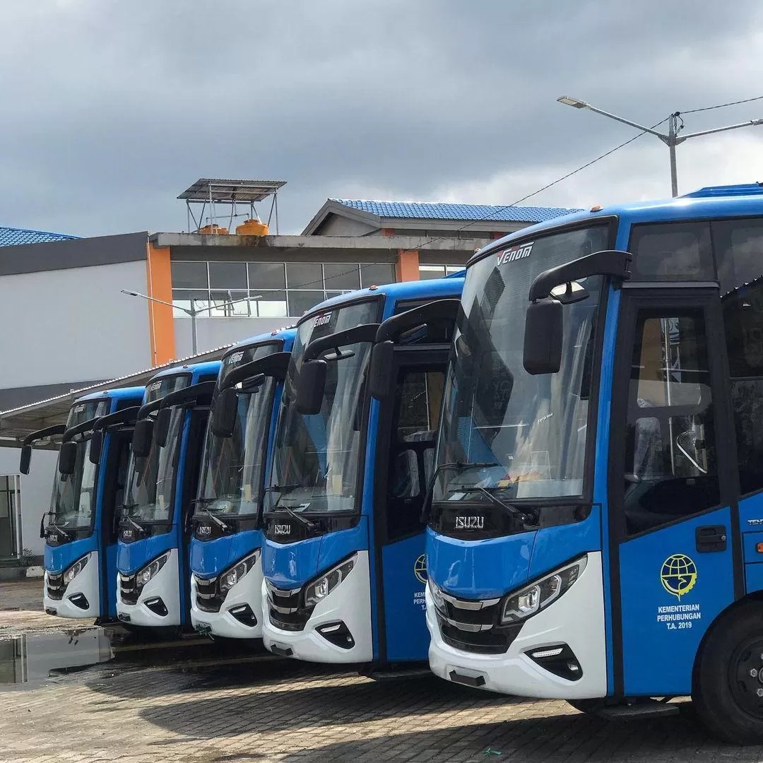 SETOP LAYANAN: BRT Banjarbakula masih berada di bengkel. Dishub Kalsel menghentikan sementara layanan. (Foto: Dokumen Radar Banjarmasin)