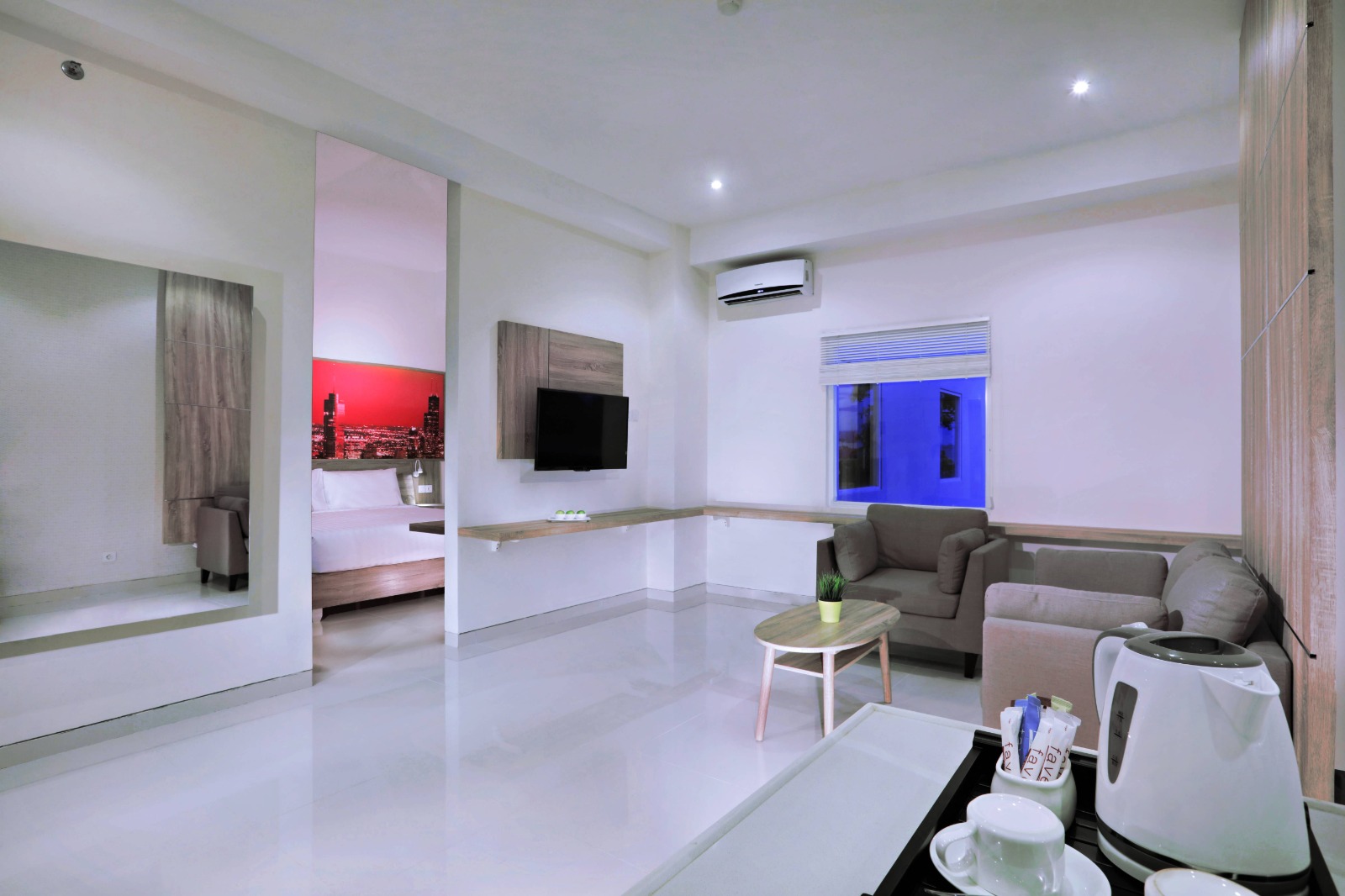 LEBIH MODERN:Salah satu kamar Fave+ Hotel Banjarbaru yang tampil dengan desain modern dan luas serta dilengkapi fasilitas yang lebih lengkap.(Foto:Humas FAVE+ Hotel Banjarbaru)
