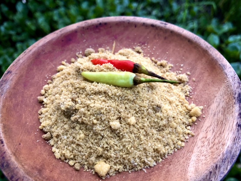 HASIL FERMENTASI: Uyah wadi khas dengan cita rasa ikannya yang kuat.