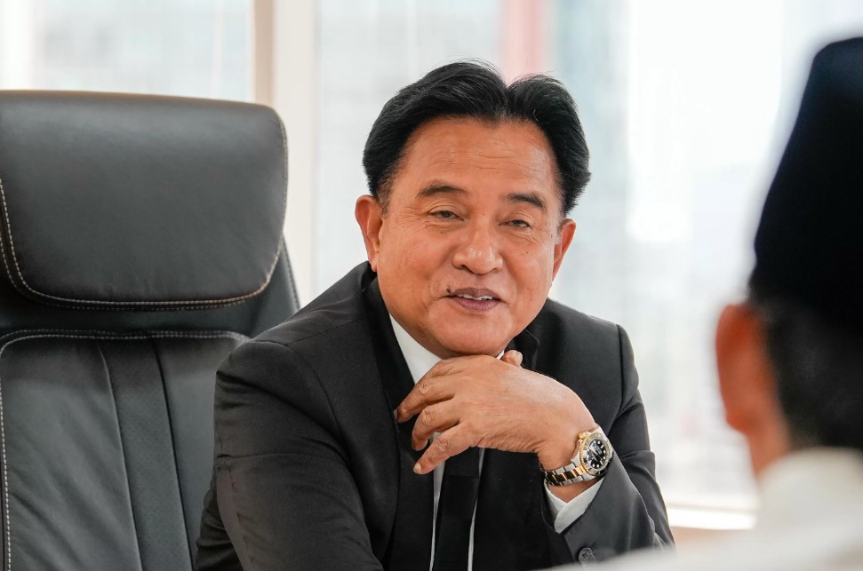 KLARIFIKASI: Menteri Koordinator Bidang Hukum, HAM, Imigrasi dan Pemasyarakatan Yusril Ihza Mahendra.