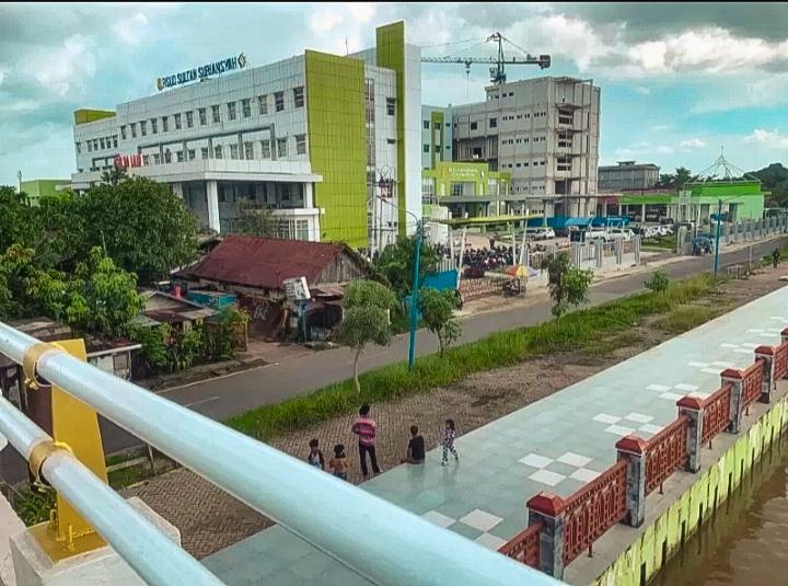 DILARANG DIPINGPONG: Wali Kota Banjarmasin Muhammad Yamin menyoroti serius persoalan administratif pelayanan BPJS Kesehatan di RSUD Sultan Suriansyah.(Foto: Endang Syarifuddin/Radar Banjarmasin)