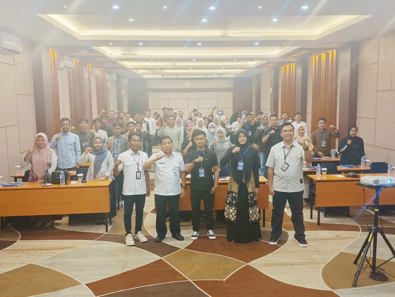PELATIHAN: Peserta Wiramuda Provinsi Kalsel 2025 dari HST dan HSU mengikuti sesi pelatihan di Hotel Rodhita Banjarmasin. (Foto: M Idris Jian Sidik/Radar Banjarmasin)