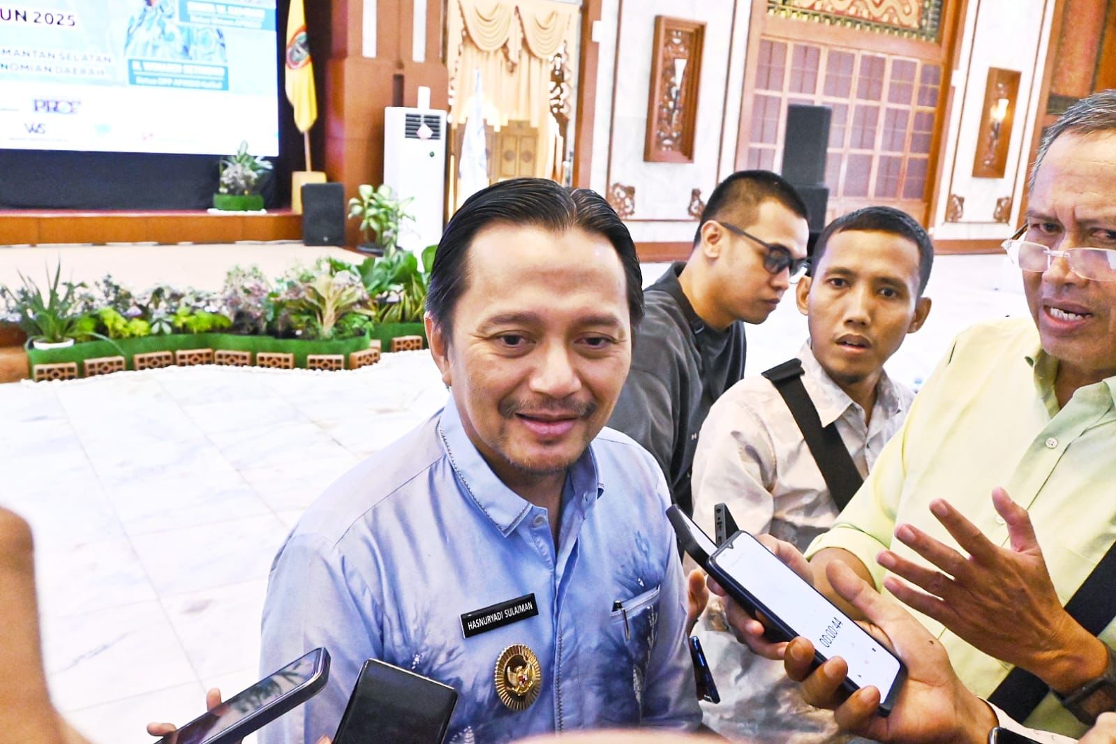 MILIKI KANS: Hasnuriyadi Sulaiman juga memiliki kans sebagai Ketua DPD Partai Golkar Kalsel di Musda Partai Golkar. (Foto: Muhammad Oscar Fraby/Radar Banjarmasin)