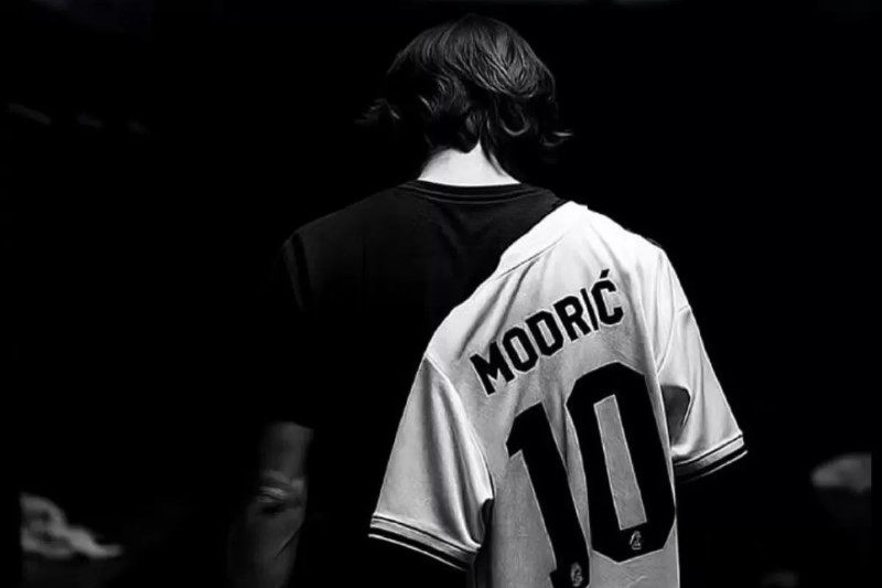 MENYENTUH: Luka Modric mengakhiri kebersamaannya dengan Real Madrid, ia menyampaikan perpisahan yang menyentuh kepada para penggemar. (Instagram/@lukamodric10)