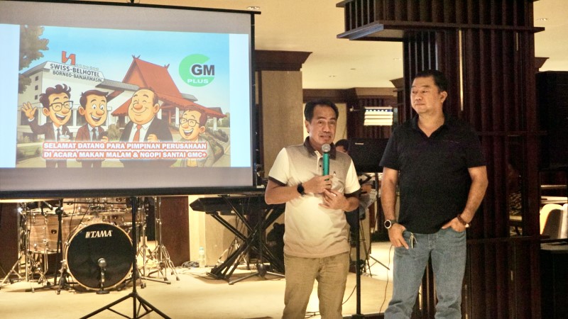 HUT &ndash; Ketua GMC+ Suriansyah Achmad memandu pengambilan suara untuk kegiatan Agustus yang sekaligus syukuran dan perayaan HUT GMC+ ke 17.