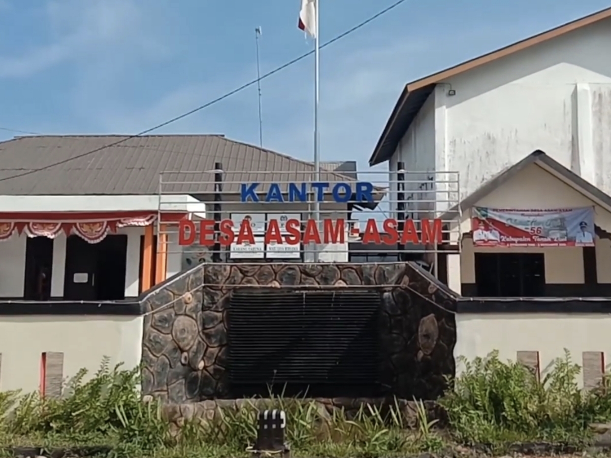 BERKEMBANG: Inilah penampakan Kantor Desa Asam-Asam, Kecamatan Jorong