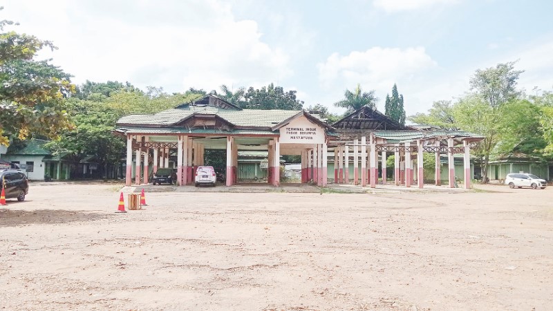 BERPOLEMIK: Ruko di PPS Martapura yang kini tersandung polemik kepemilikan SHM di atas lahan milik Pemkab Banjar.