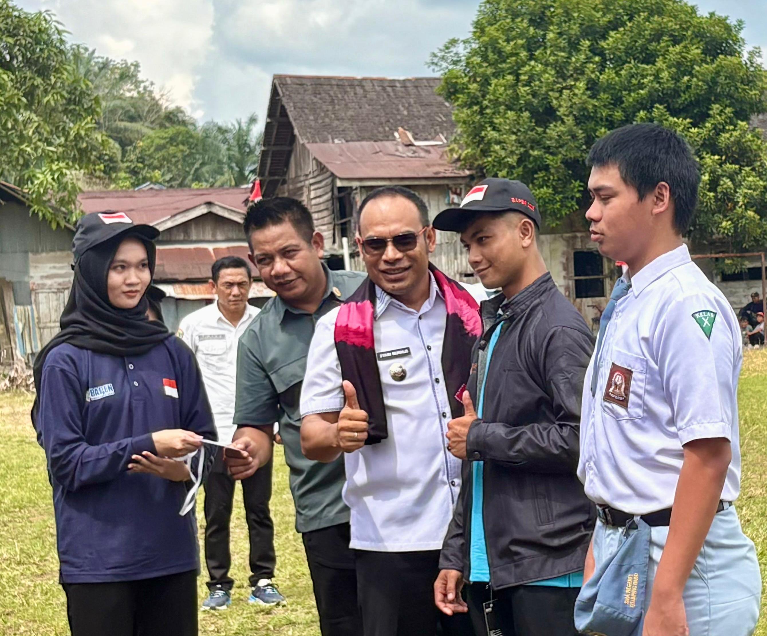 MEMBUKA:Program Bakti Pemuda Nusantara Kotabaru Hebat di Kecamatan Kelumpang Barat, resmi dibuka, Rabu (23/7/2025).(Foto:Diskominfo Kotabaru)