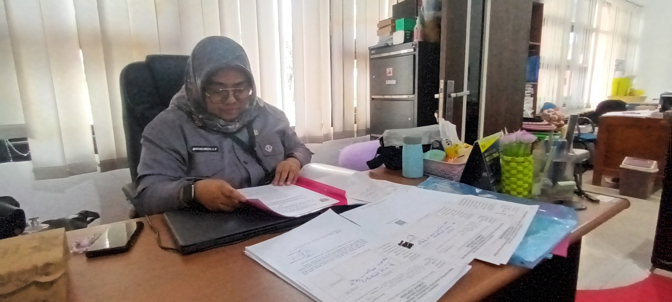Kepala Bidang Perdagangan dan Kemetrologian pada Dinas Koperasi UKM Perindustrian dan Perdagangan (DKUPP) Kabupaten Tabalong, Noviana Eredha,  (Foto : Ibnu Dwi Wahyudi)