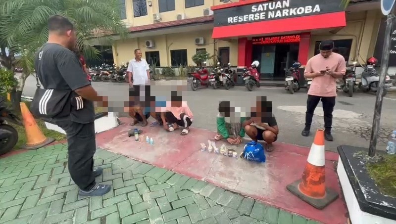 Sejumlah Remaja Ngelem dan Tenggak Minuman Keras, Wajib Lapor Tiap Minggu ke Polresta Banjarmasin