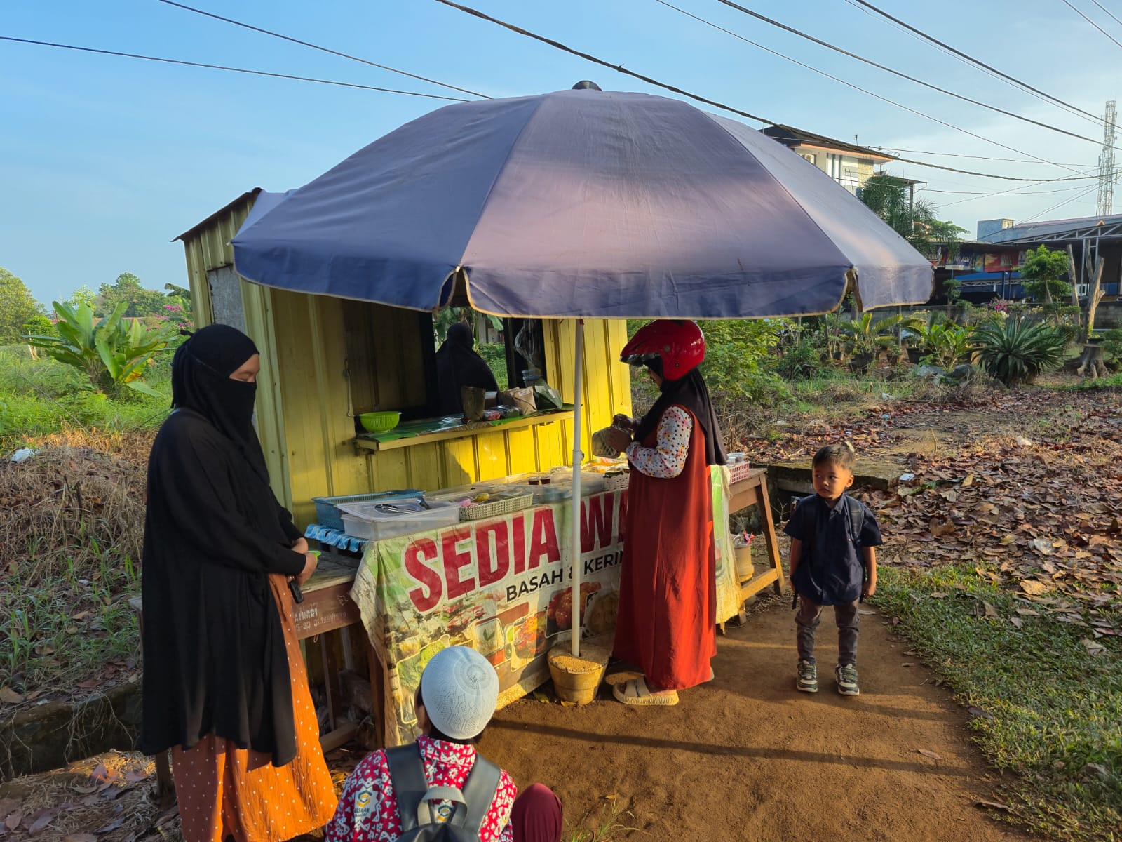 VIDEONYA VIRAL: Inilah warung kue yang menjadi korban peredaran uang palsu di Pelaihari Tanah Laut, dan sedang diselidik Polsek Pelaihari.