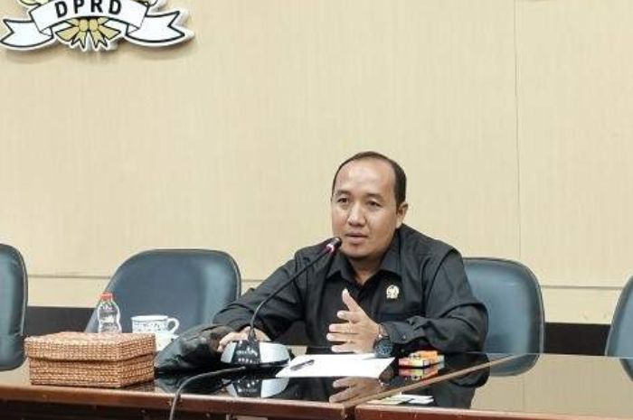 WACANA: Ketua Komisi III DPRD Balangan, Hafiz Anshari menyampaikan wacana perluasan Tempat Pembuangan Akhir (TPA) di Desa Mampari, Kecamatan Batumandi.